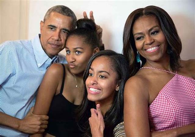 How Old Are the Obama Sisters? - Ages and Biographies